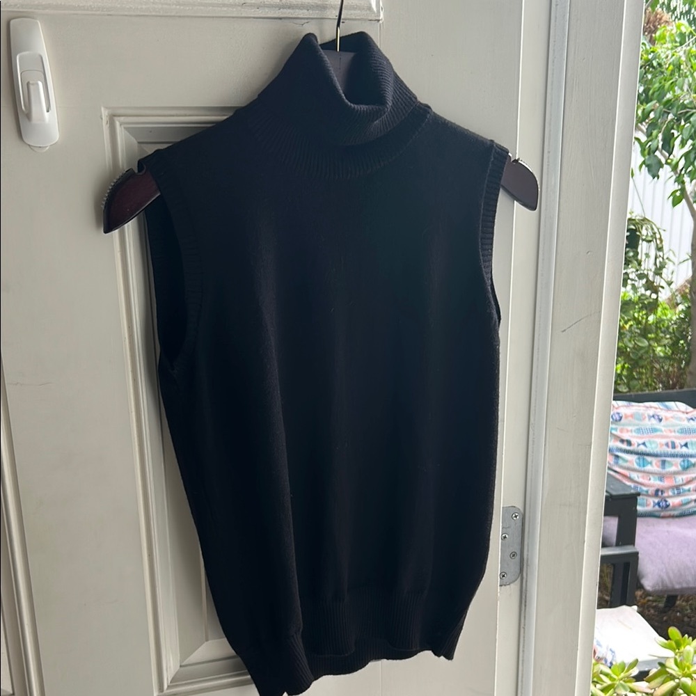 MaxMara wool turtleneck sleeveless top sweater